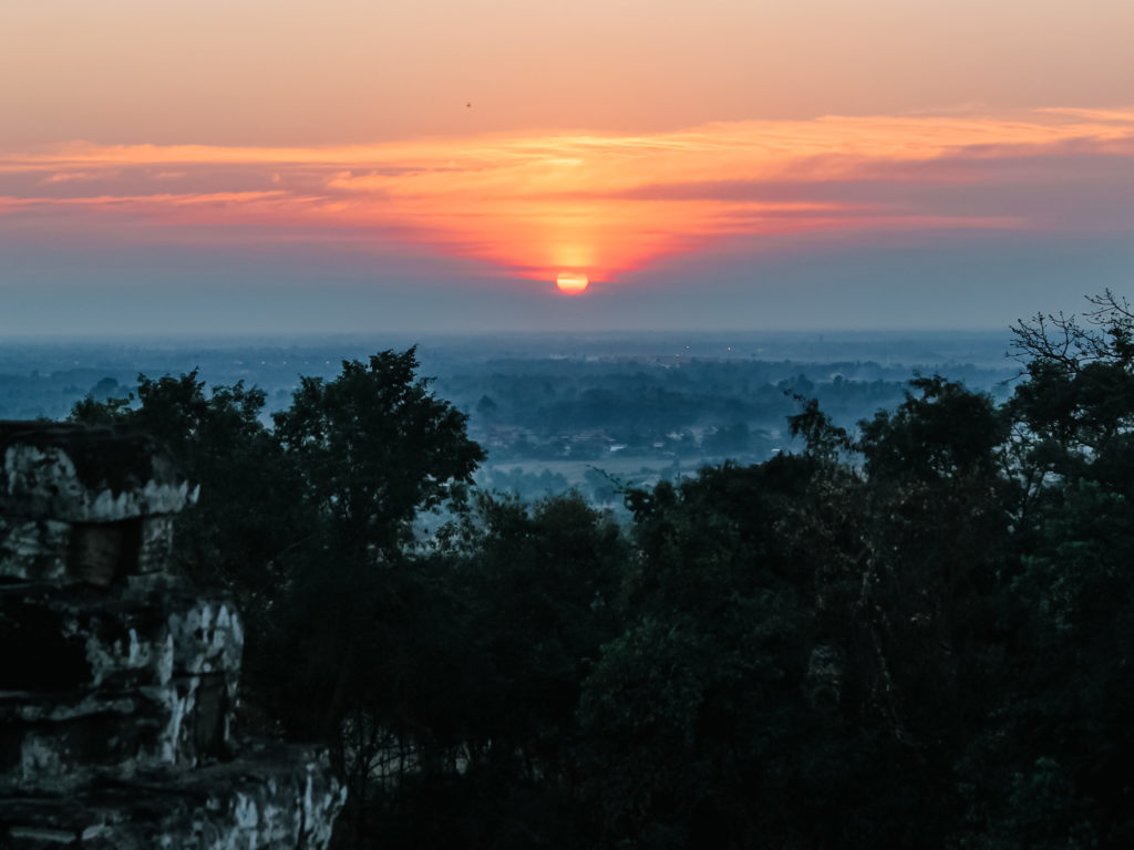Sonnenuntergang vom Phnom Bakheng Tempel